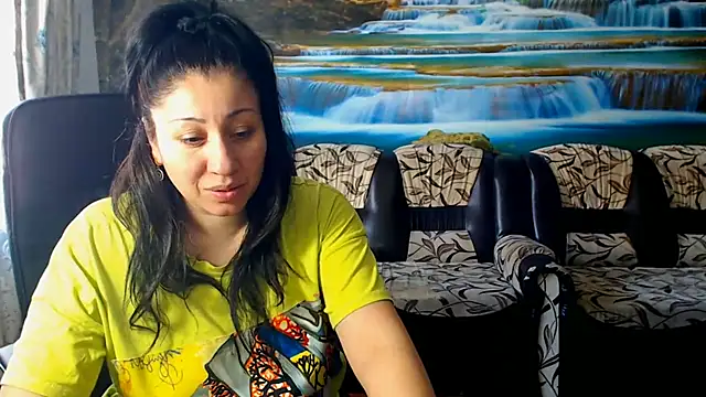 MoistMady online show from 02.24.25