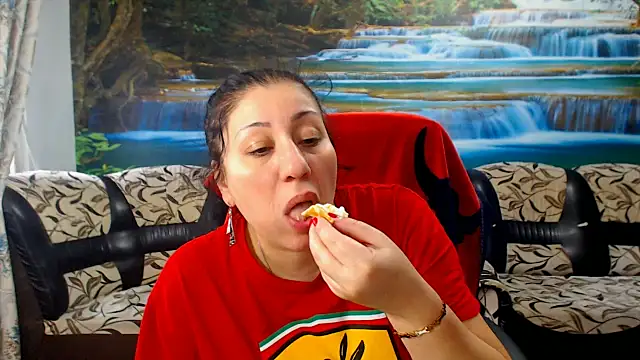 MoistMady online show from 02.26.26