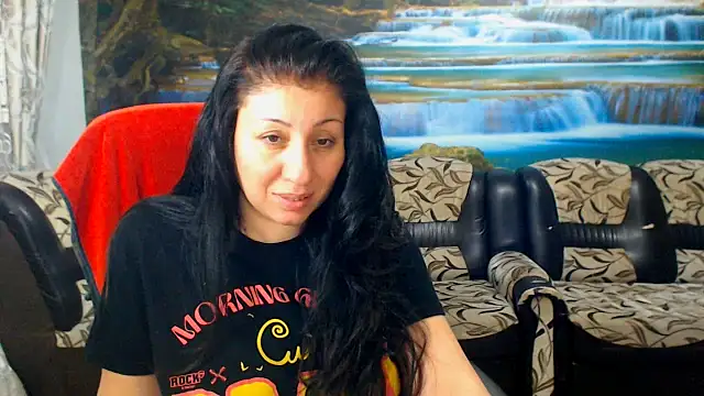 Snapshot of MoistMady chatting on 03.21.26 MoistMady online show from 03.21.26