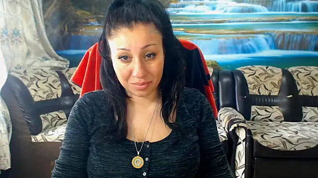 Snapshot of MoistMady chatting on 05.21.26 MoistMady online show from 05.21.26