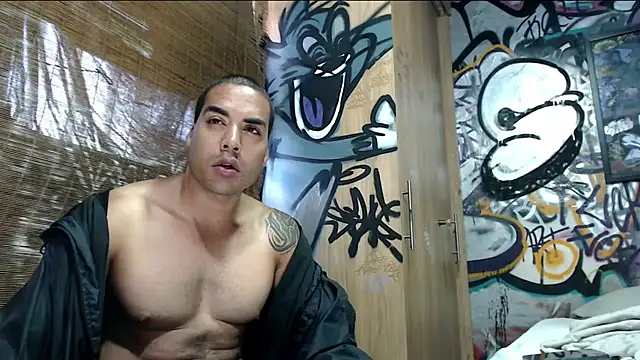 Justin Frank online show from 04.12.26