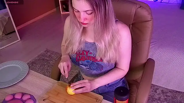 elinanortas online show from 09.30.25