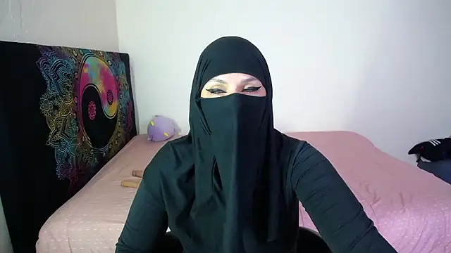 evelyn  salah online show from 02.25.26