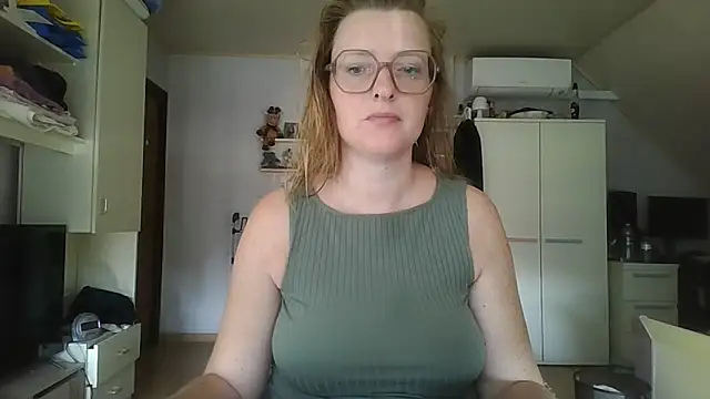 LiquidLeonie online show from 05.27.26