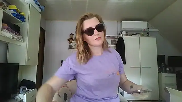 LiquidLeonie online show from 05.29.26