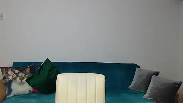 Snapshot of SaraDaisy chatting on 02.26.25 SaraDaisy online show from 02.26.25