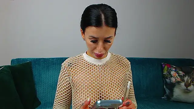 Snapshot of SaraDaisy chatting on 02.06.26 SaraDaisy online show from 02.06.26