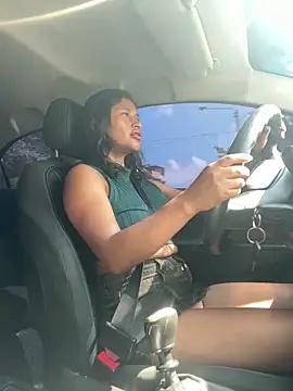 Snapshot of sexi_noemi chatting on 02.07.25 sexi noemi online show from 02.07.25