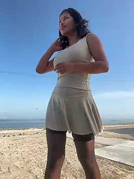 Snapshot of sexi_noemi chatting on 03.17.25 sexi noemi online show from 03.17.25