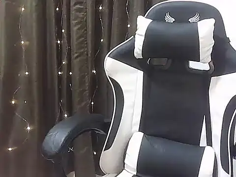 wild amber25 online show from 02.13.26