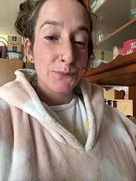 Mini And The Bear online show from 02.26.26