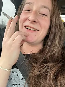 Mini And The Bear online show from 03.15.26