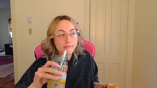 ashleyblaydex online show from 04.04.26