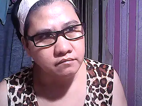 sweetsosie18 online show from 09.23.25