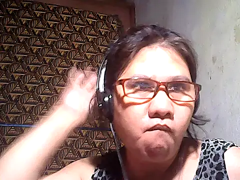 Snapshot of sweetsosie18 chatting on 02.04.26 sweetsosie18 online show from 02.04.26