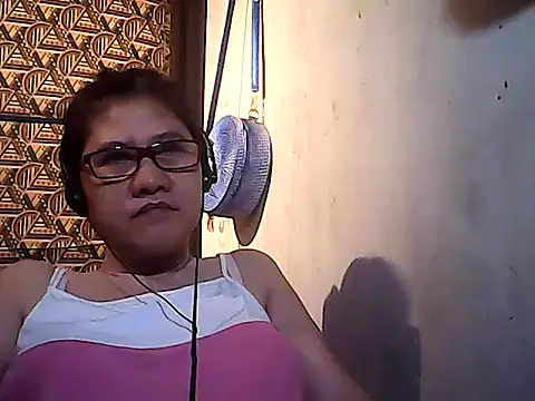 Snapshot of sweetsosie18 chatting on 02.10.26 sweetsosie18 online show from 02.10.26