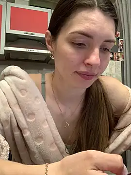 SeducingYoghourt online show from 03.05.25