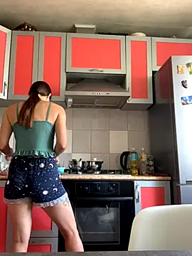 SeducingYoghourt online show from 09.24.25