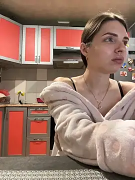 SeducingYoghourt online show from 11.08.25