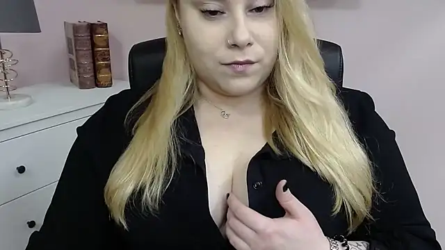 XgloryHAILEY online show from 12.03.24