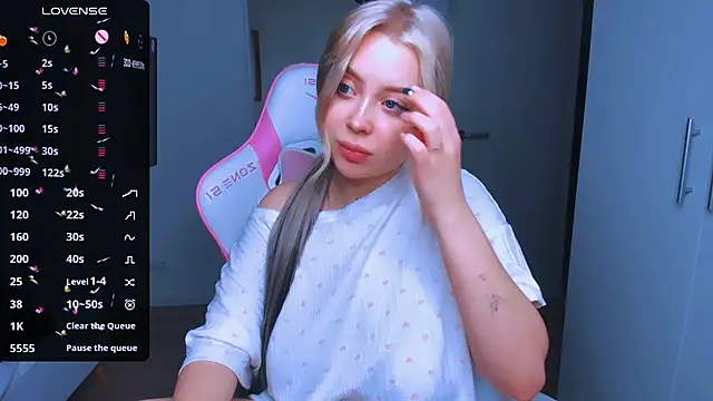 MonaLauu online show from 01.06.25