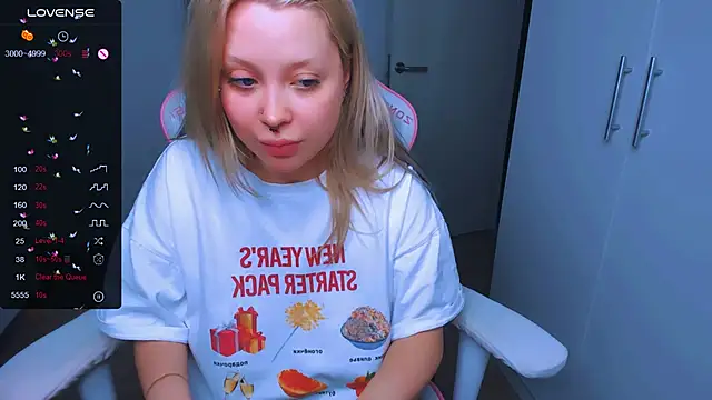 MonaLauu online show from 01.16.25