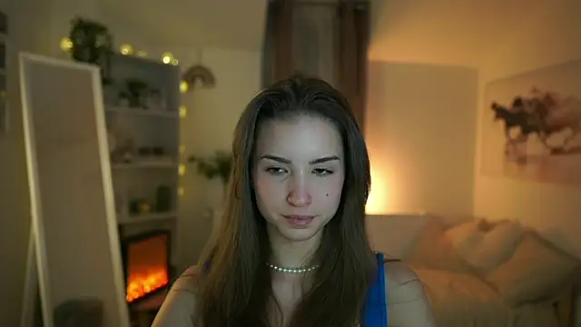 Snapshot of Abella_Danger_X chatting on 02.20.25 Abella Danger X online show from 02.20.25