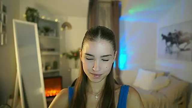 Snapshot of Abella_Danger_X chatting on 09.11.25 Abella Danger X online show from 09.11.25