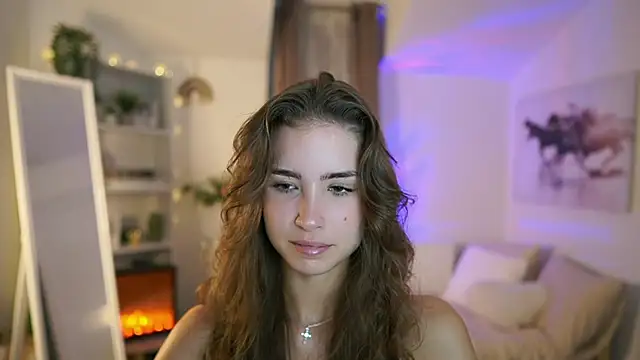 Snapshot of Abella_Danger_X chatting on 09.12.25 Abella Danger X online show from 09.12.25