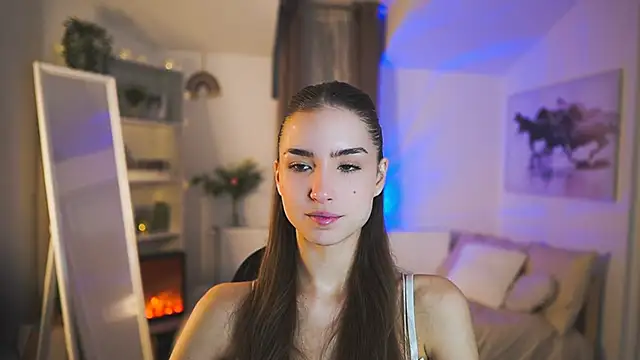 Snapshot of Abella_Danger_X chatting on 11.14.25 Abella Danger X online show from 11.14.25