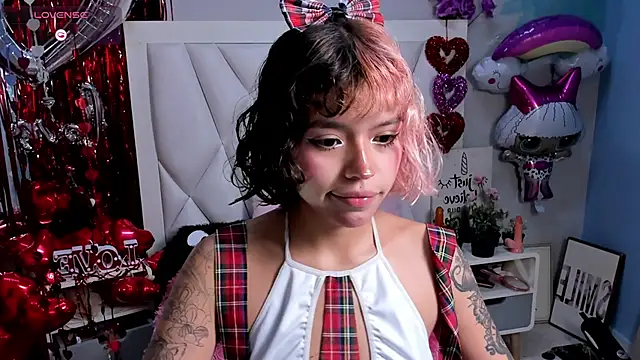 Snapshot of katalina_garcia chatting on 03.06.25 katalina garcia online show from 03.06.25