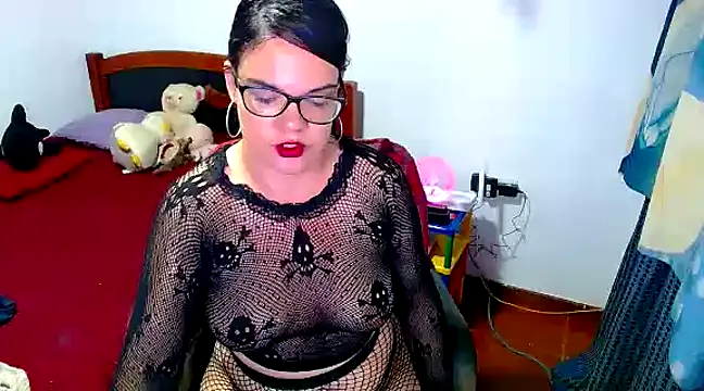 luchiana hott21 online show from 12.03.24