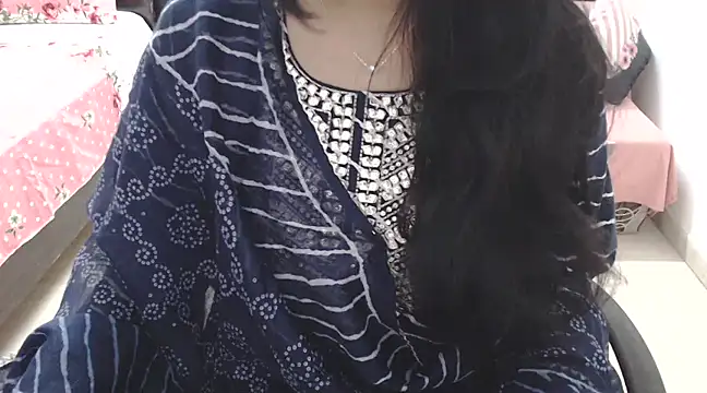 Princess Sara online show from 02.15.25