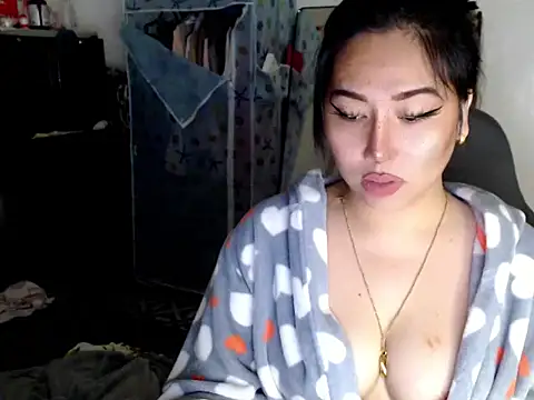 urqueendominant online show from 09.19.25