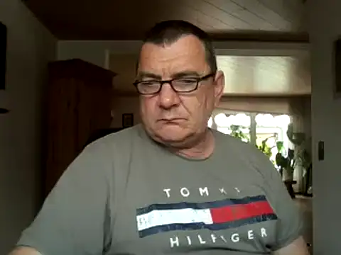 Nobbie444 online show from 05.17.26
