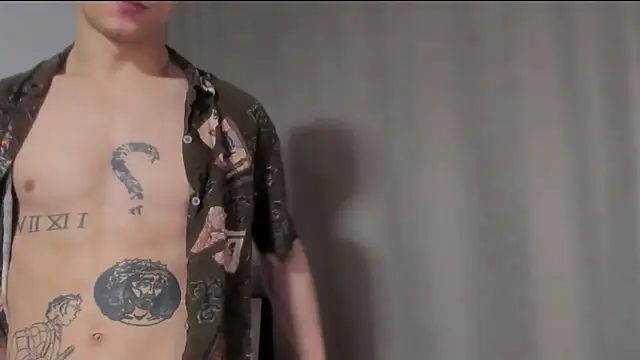 Snapshot of Nicky_neal chatting on 12.10.24 Nicky neal online show from 12.10.24