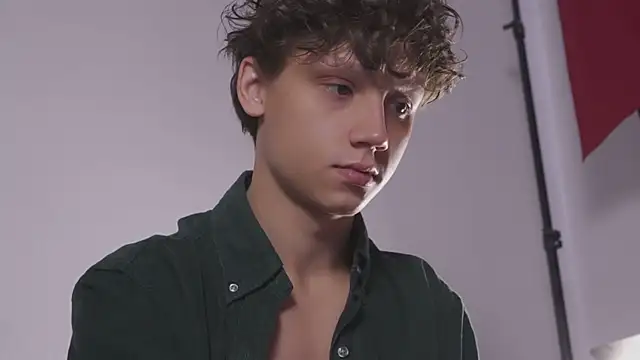 Snapshot of Nicky_neal chatting on 09.14.25 Nicky neal online show from 09.14.25