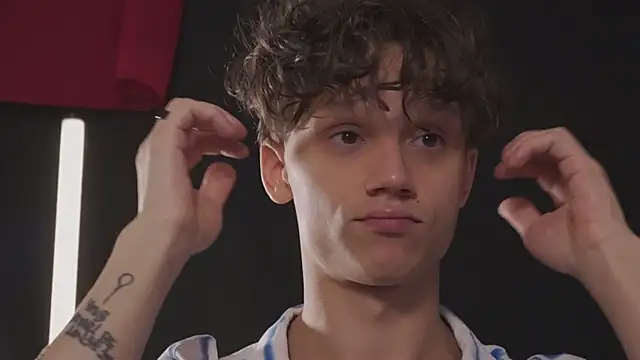 Snapshot of Nicky_neal chatting on 10.03.25 Nicky neal online show from 10.03.25