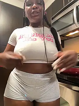 Snapshot of TilaTotti chatting on 02.10.26 TilaTotti online show from 02.10.26