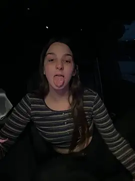 DoriDeluxe66 online show from 02.10.25