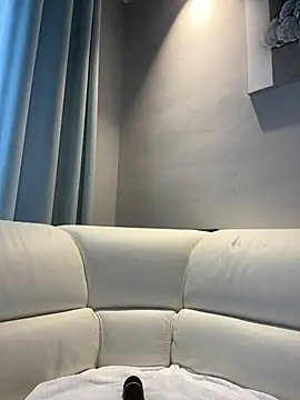 DoriDeluxe66 online show from 03.05.25