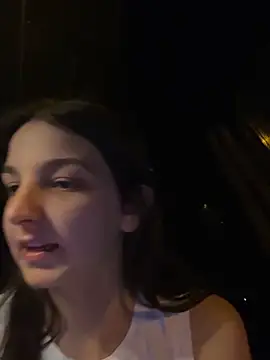 DoriDeluxe66 online show from 03.09.25