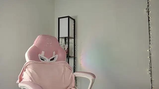  monamour  online show from 02.01.25