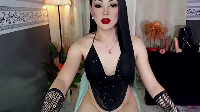 Snapshot of SeductiveAsianTs chatting on 04.15.26 SeductiveAsianTs online show from 04.15.26