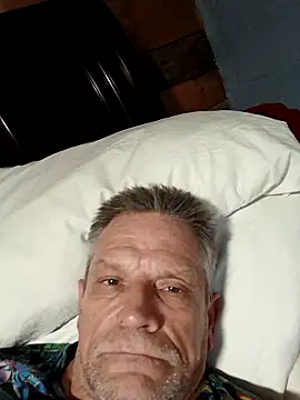 Snapshot of imN2Deep4mygirl2take chatting on 09.15.25 imN2Deep4mygirl2take online show from 09.15.25