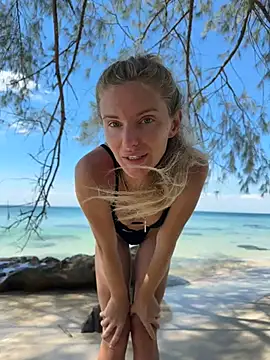 neighbours love online show from 01.16.25