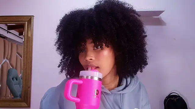 Snapshot of naia_blessed chatting on 09.30.25 naia blessed online show from 09.30.25