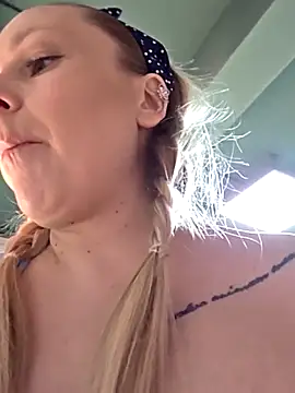 Bondgirl 013 online show from 04.04.26