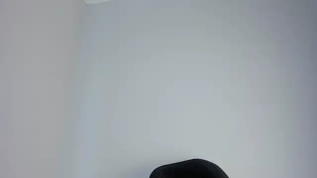 Snapshot of my_lovely_mia chatting on 01.31.25 my lovely mia online show from 01.31.25