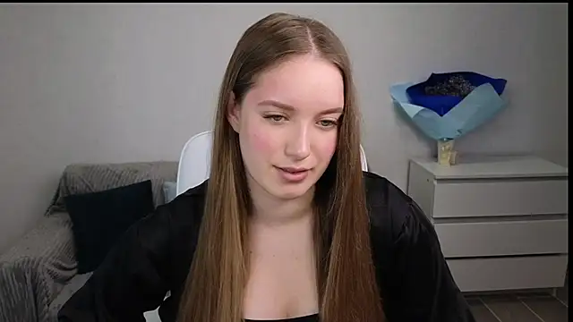Snapshot of EvaMaddison chatting on 02.03.25 EvaMaddison online show from 02.03.25